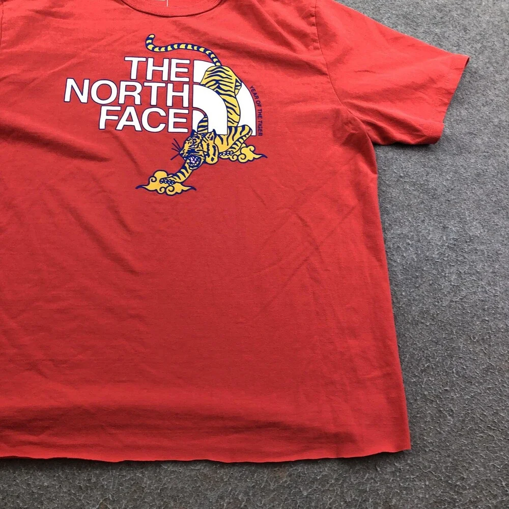 The North Face Shirt Mens XL Red Year Of The Tiger Graphic Tee Tagless Outdoor - Picture 3 of 9